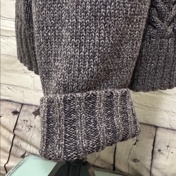 Cabelas Women's black/gray Cable Knit Zip Sweater with collar & long sleeve - Picture 9 of 13